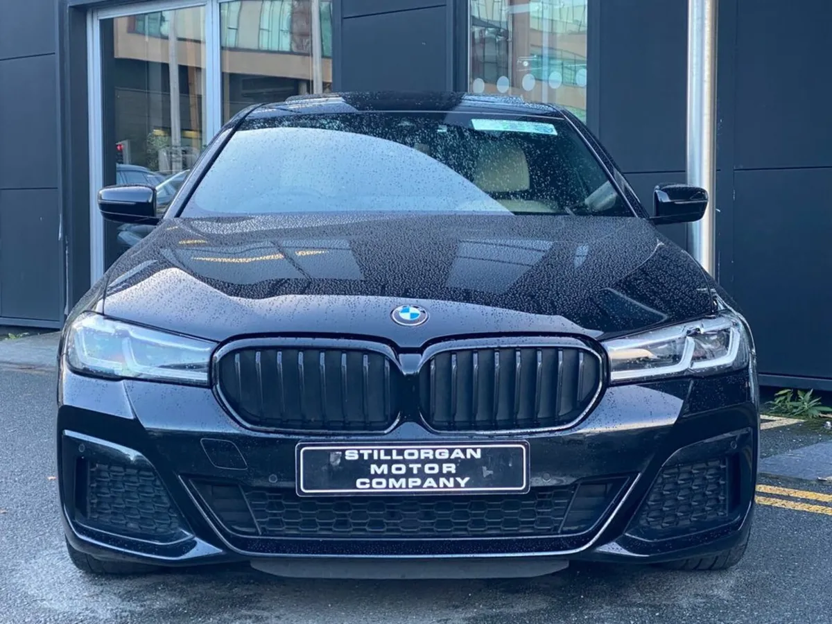 BMW 5-Series 520d M-Sport Pro Auto (MHEV) - Image 2