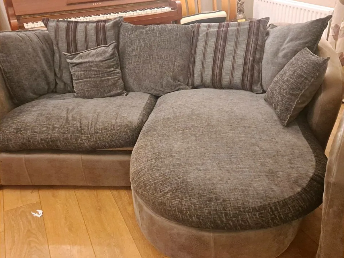 Sitting room suite - Image 3