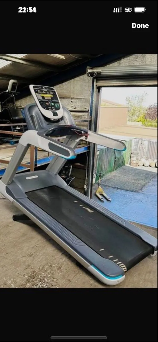 Precor Trm835 V2 Treadmill P30console - Image 1