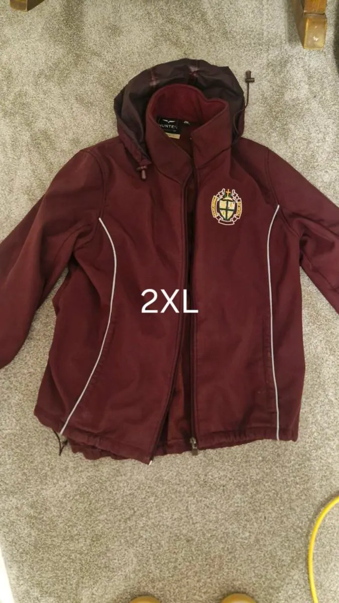 School uniform - Image 1
