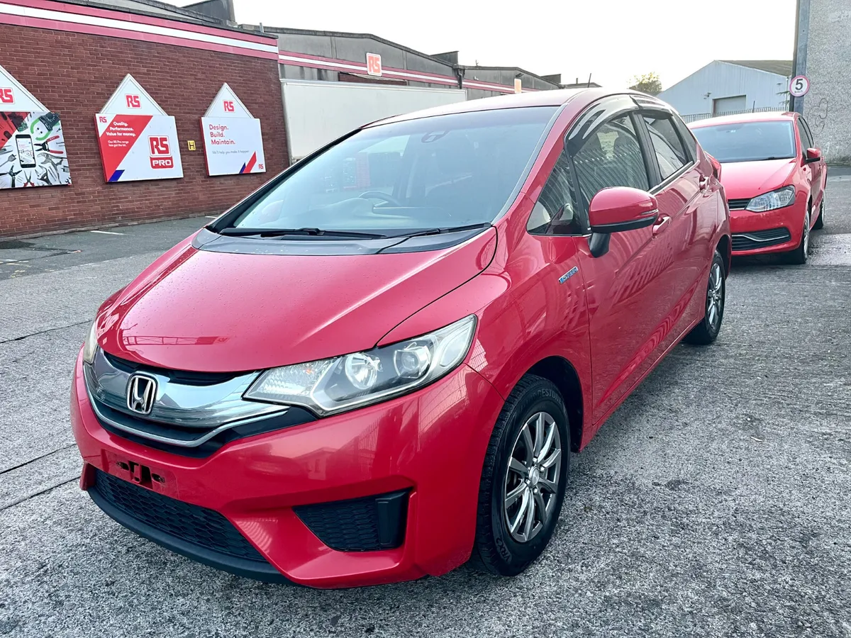 2015 Honda Fit hybrid high spec H/L - Image 3