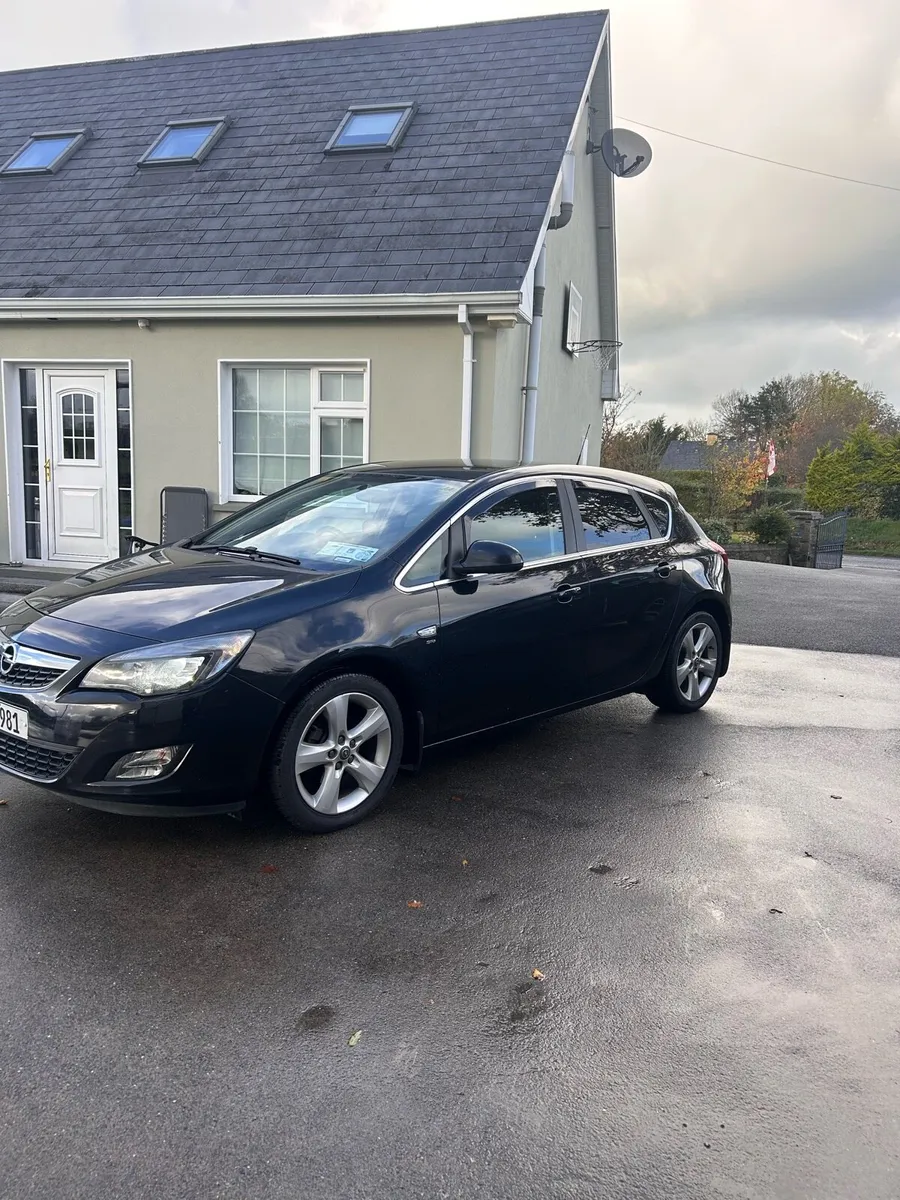 Opel Astra - Image 2