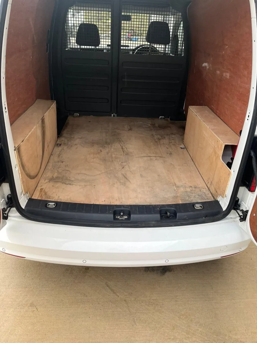 2020 Volkswagen Caddy C20 2.0TDI - Image 3