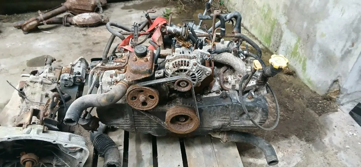 Subaru 1.8 engine and gearbox - Image 1