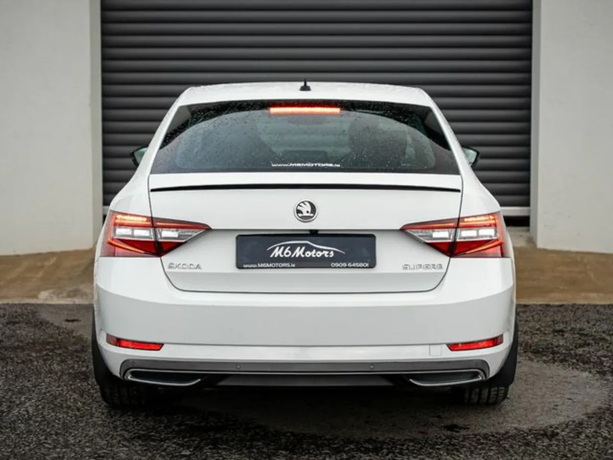 Skoda Superb Sportline 2.0tdi 150BHP 4DR - Image 4