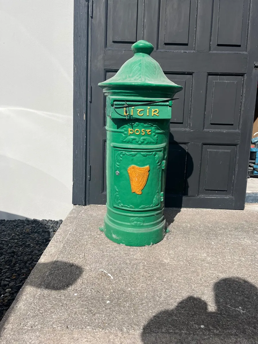 Cast metal letter box