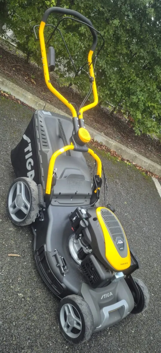 Lawnmower - Image 2