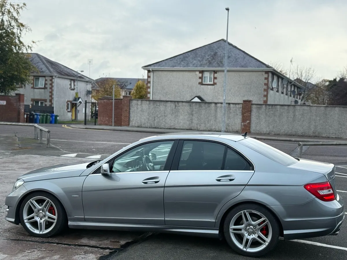 Mercedes Benz AMG - Image 2