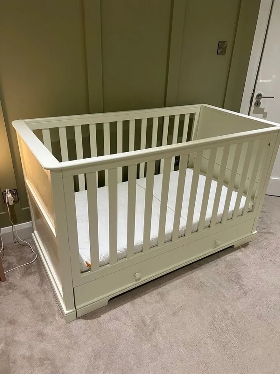 oxford cot set baby changer and wardrobe - Image 2