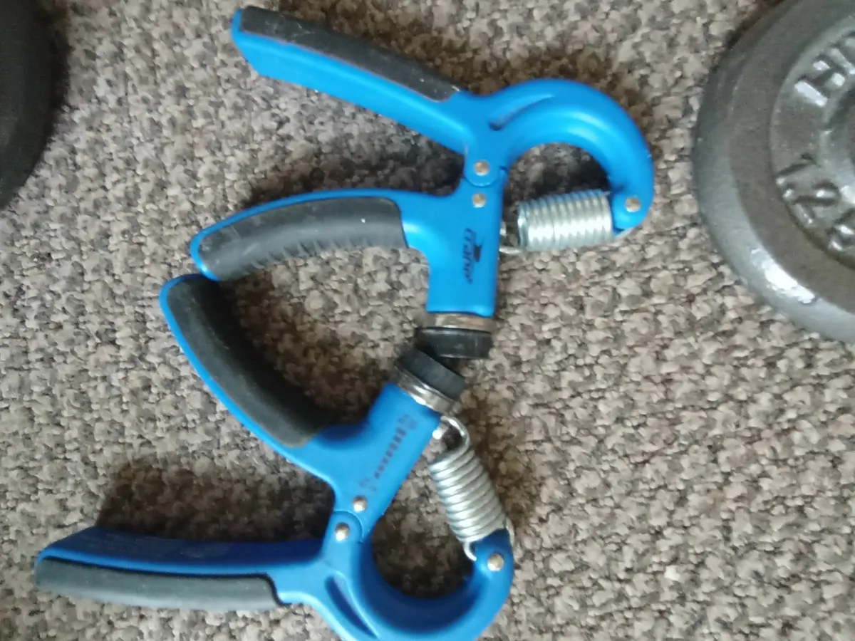 hand grippers