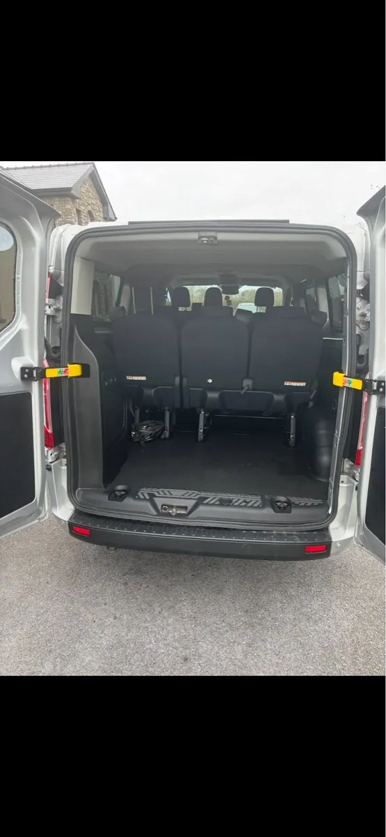 Ford Transit Custom Trend  9 seater 2022 - Image 3
