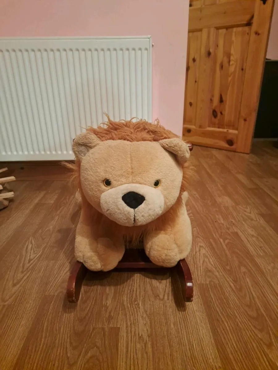 Lion rocking horse - Image 2