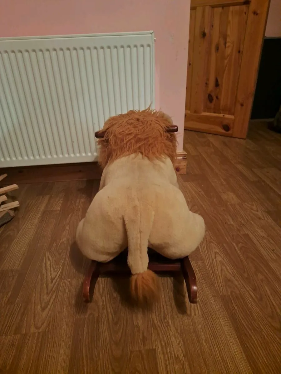 Lion rocking horse - Image 3