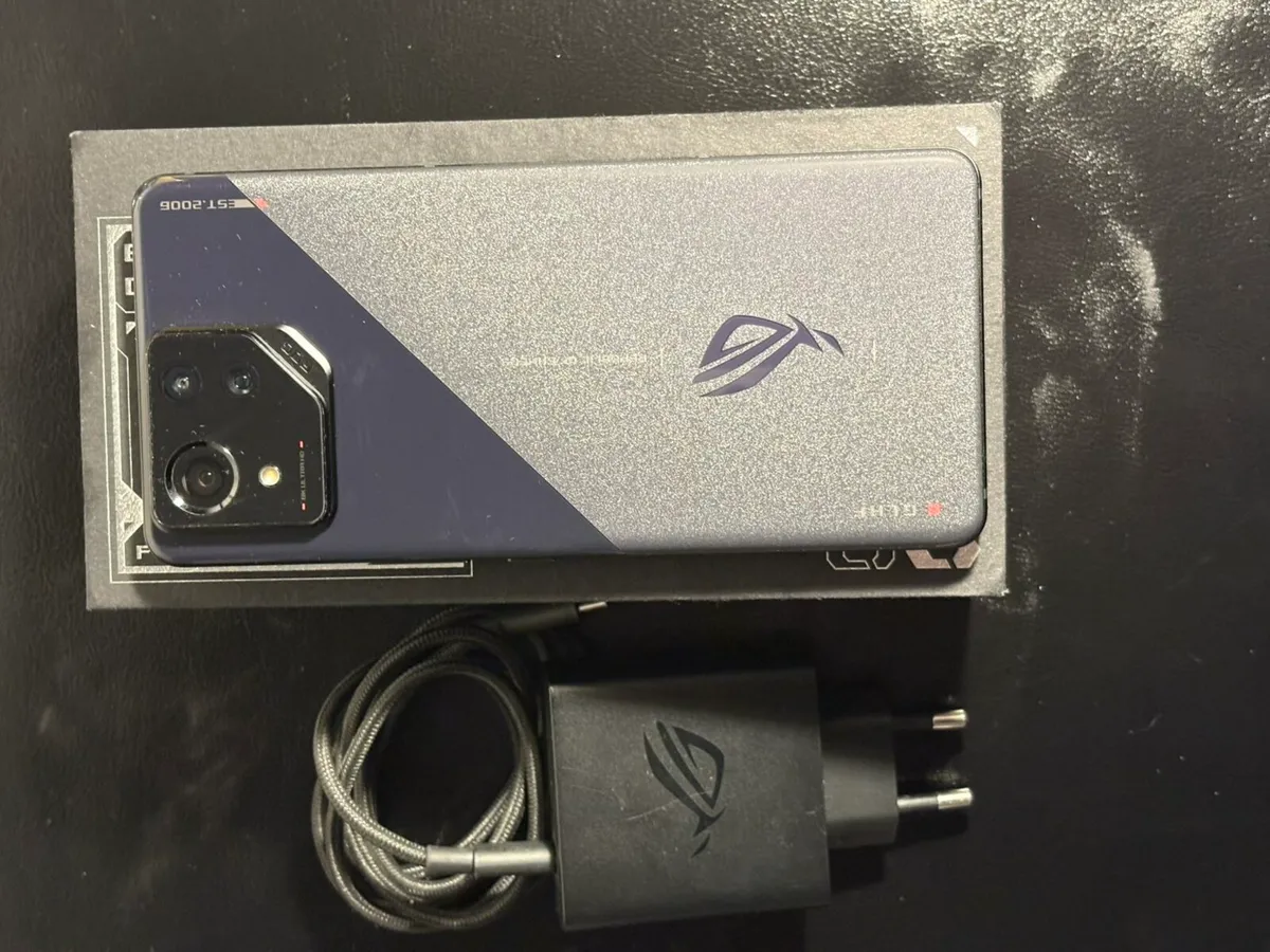 Asus Rog 8 - Image 2