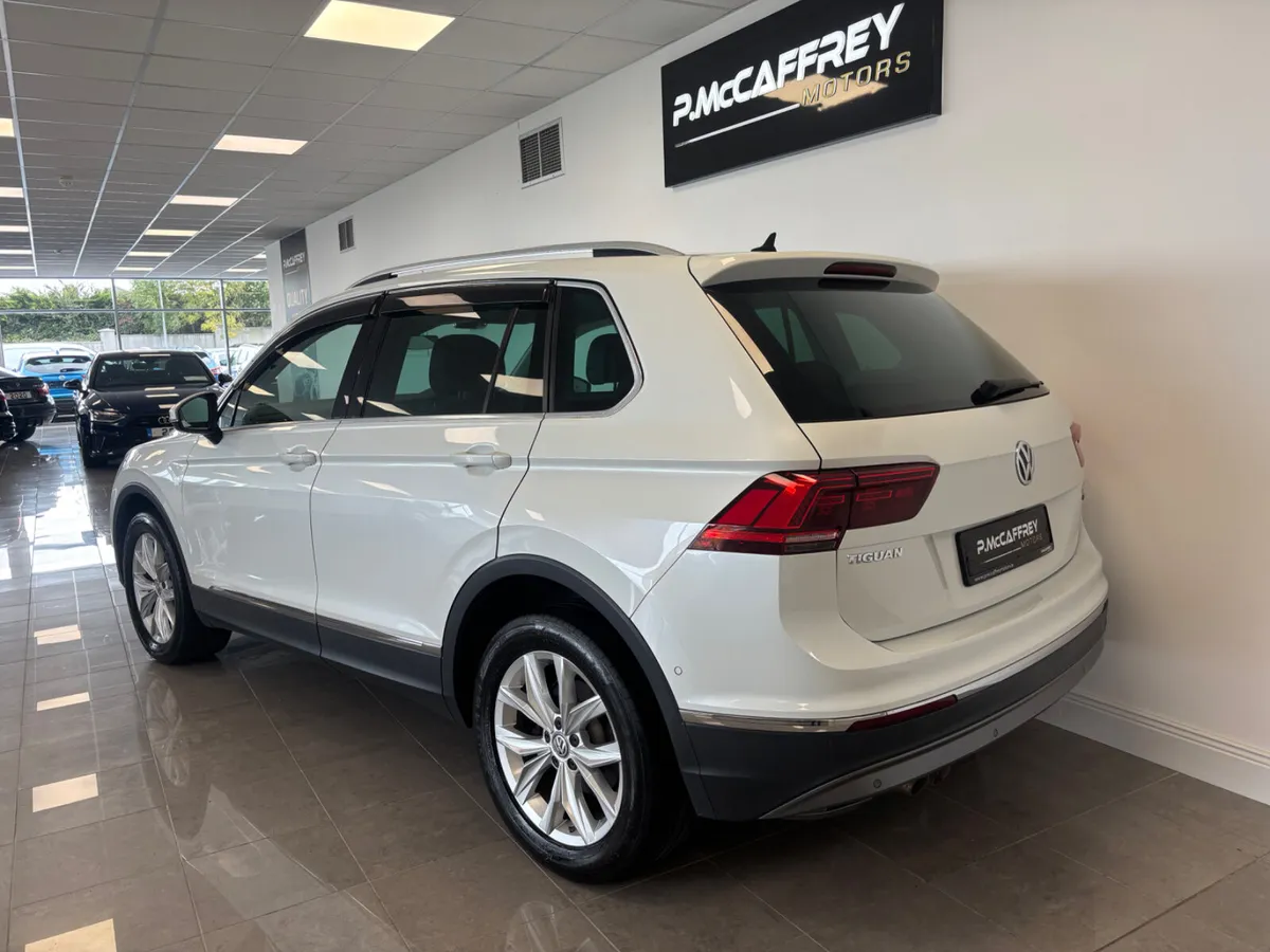 2018 Volkswagen Tiguan 2.0 TDI HIGHLINE 4 MOTION - Image 3