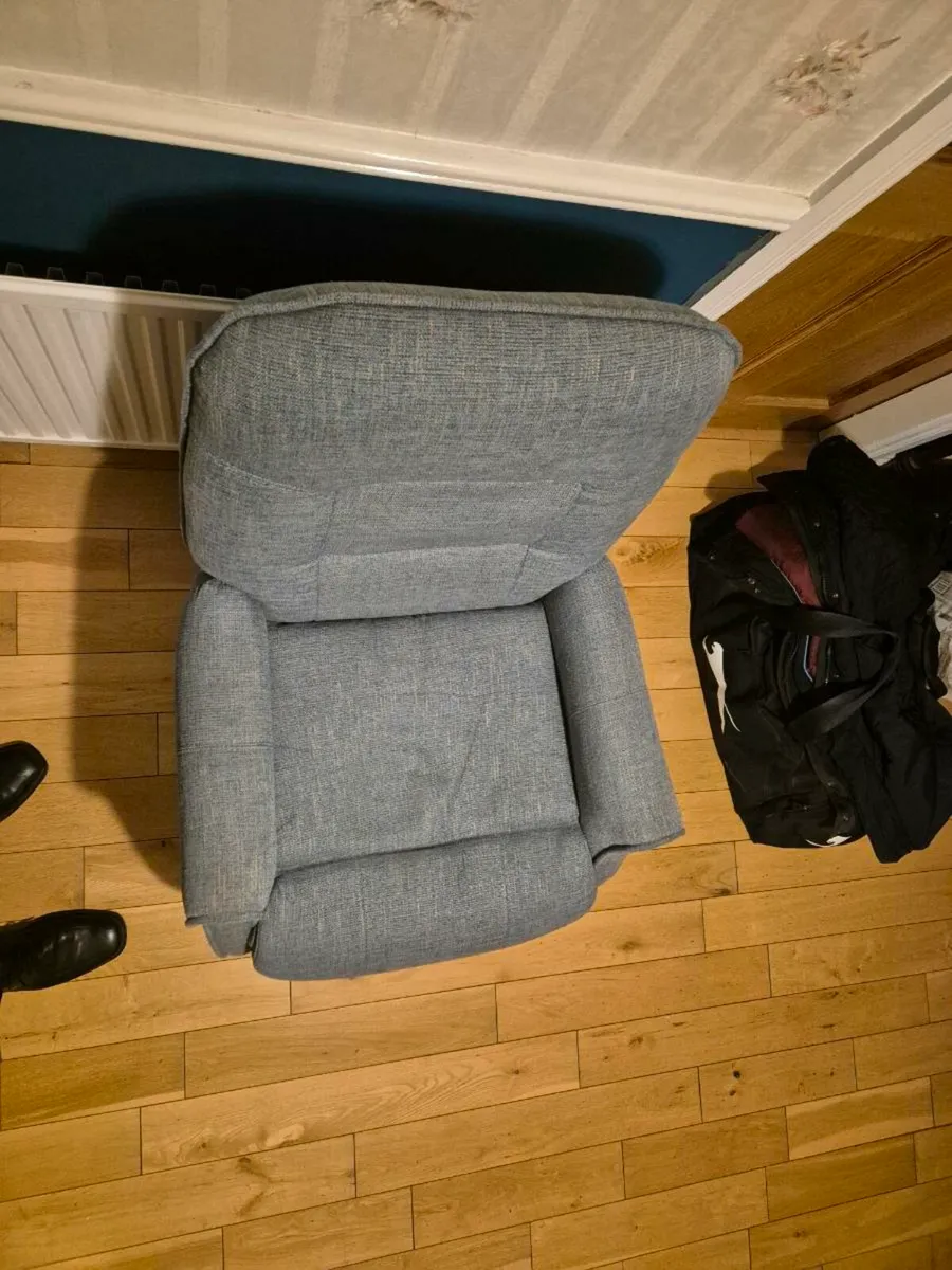 Armchair - Image 2