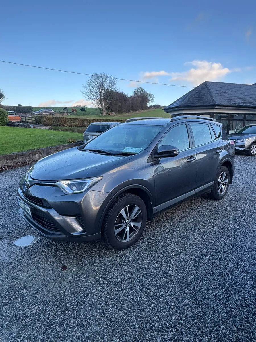 Toyota RAV4 2017 - Image 1
