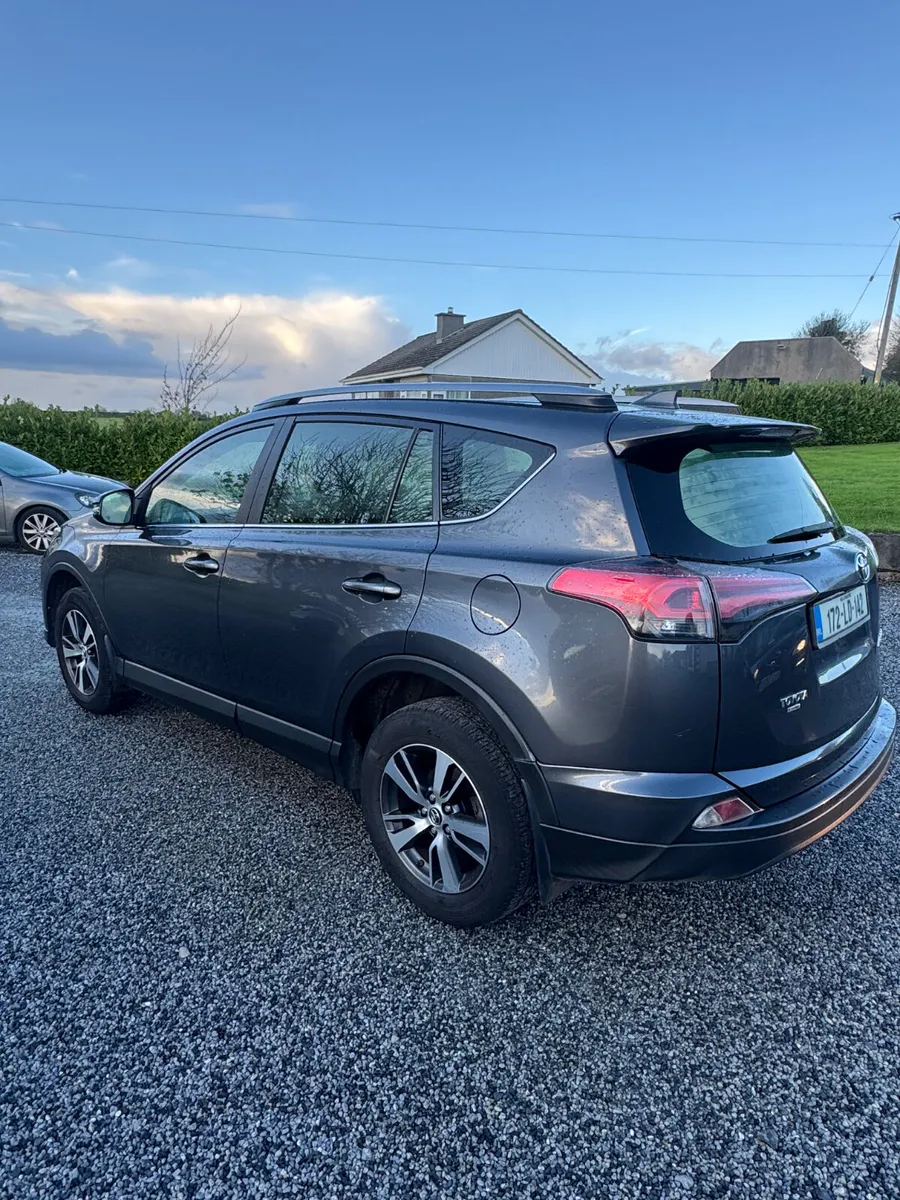 Toyota RAV4 2017 - Image 4