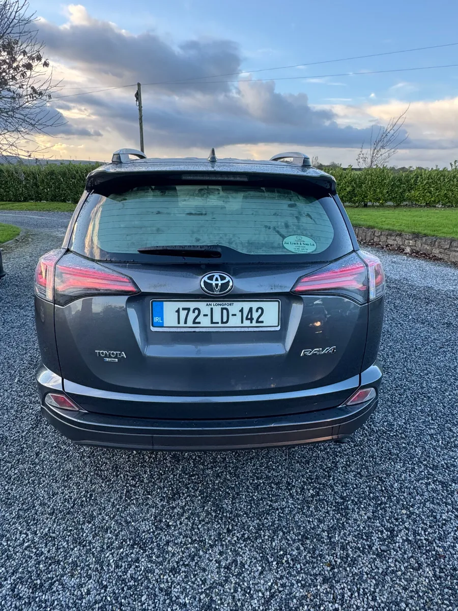 Toyota RAV4 2017 - Image 3