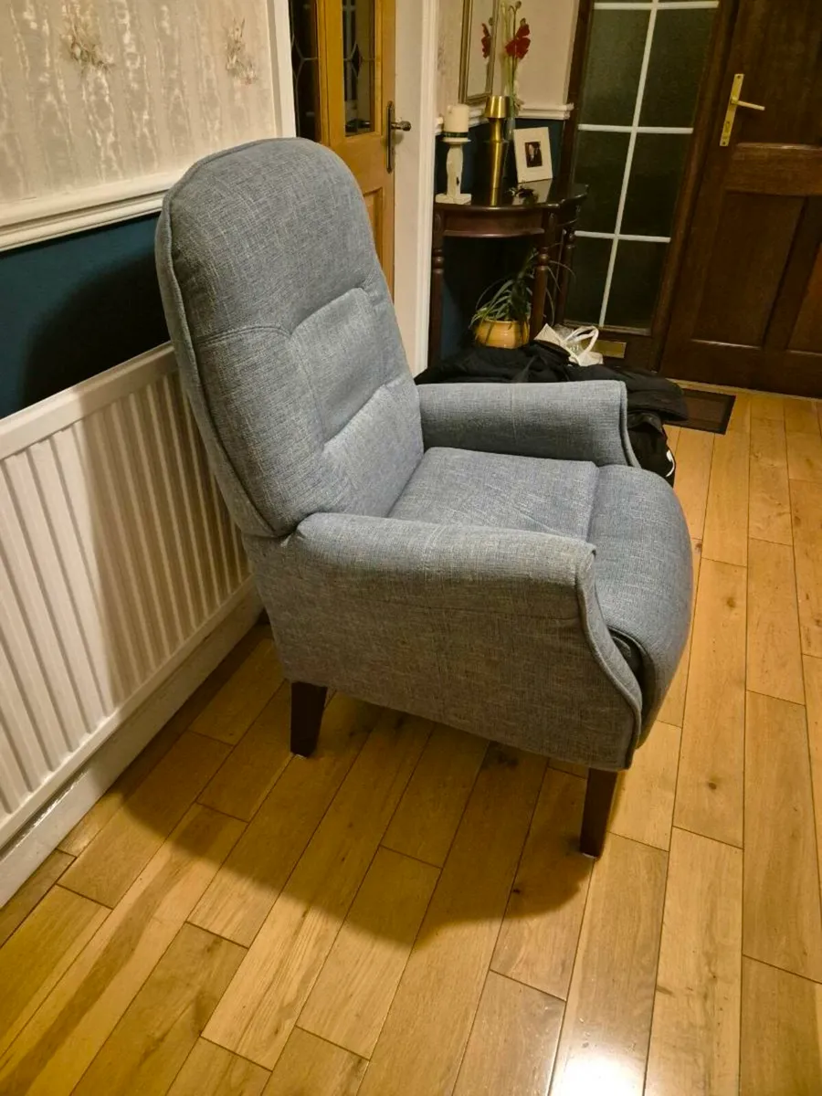Armchair - Image 4