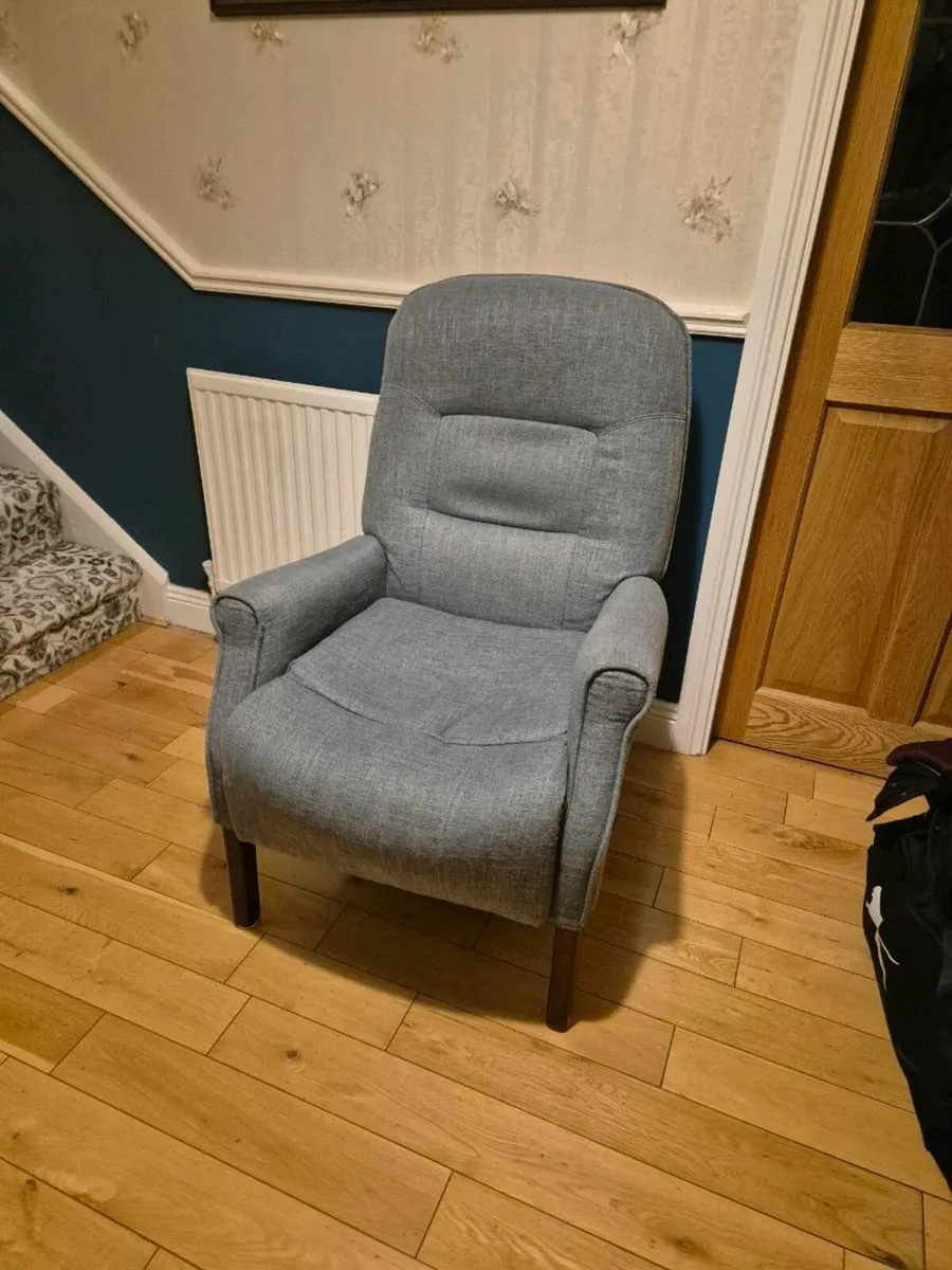 Armchair - Image 1