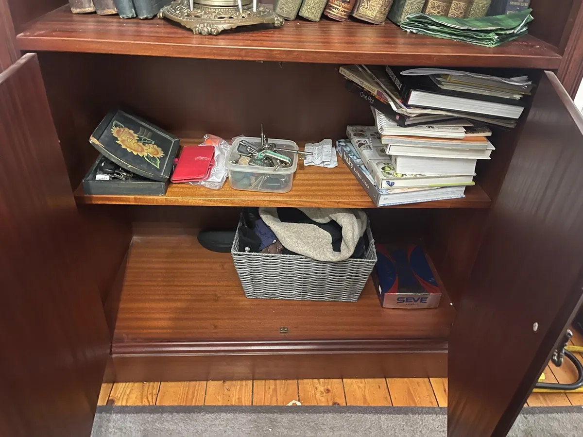 Mahogany shelves - Image 3