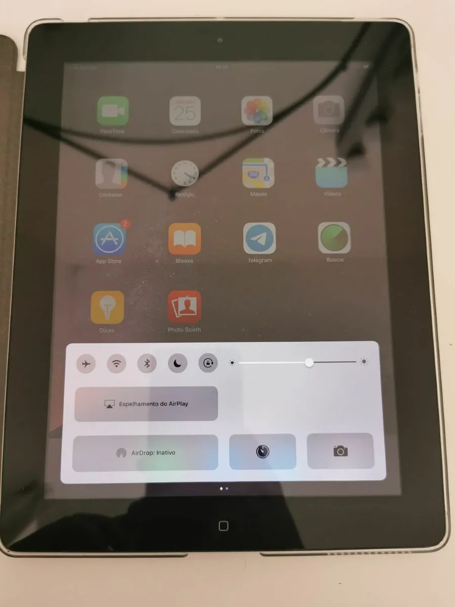 Apple iPad 4th Gen WiFi + 3G - 32GB MD517LL/A - Image 2