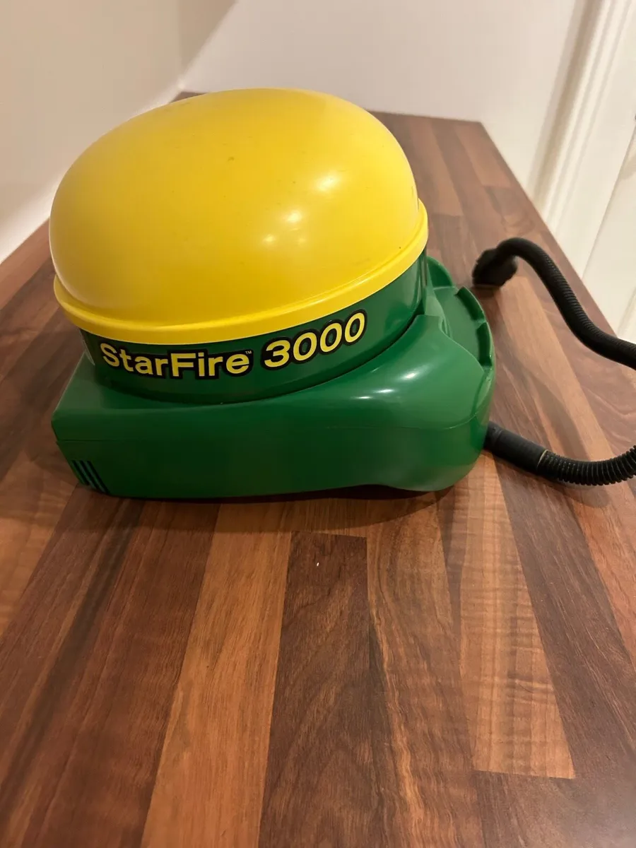 John Deere Starfire 3000