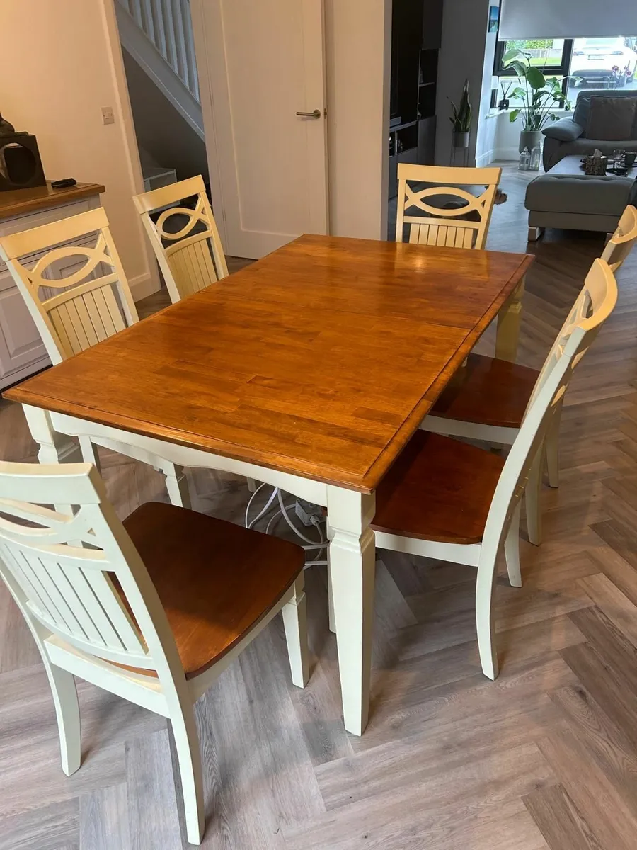 Dining Table with 6 Chairs – Extendable - Image 1
