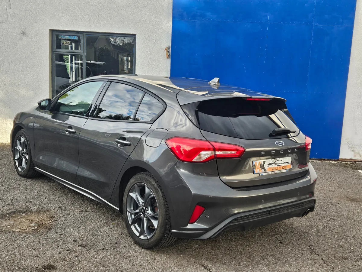 Ford Focus 2020 st line - Image 2