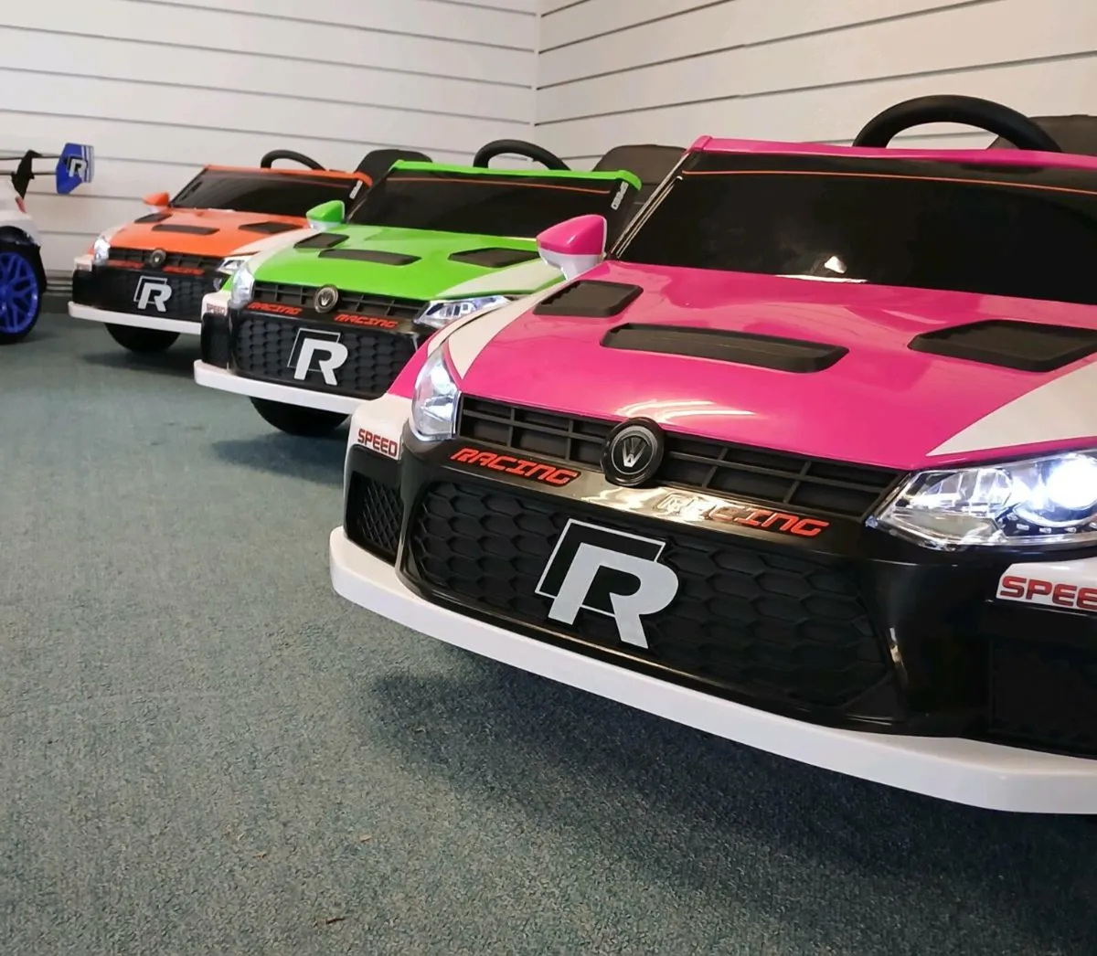 ⭐️ ⭐️ Kids R5 Rally Car ⭐️⭐️ - Image 2