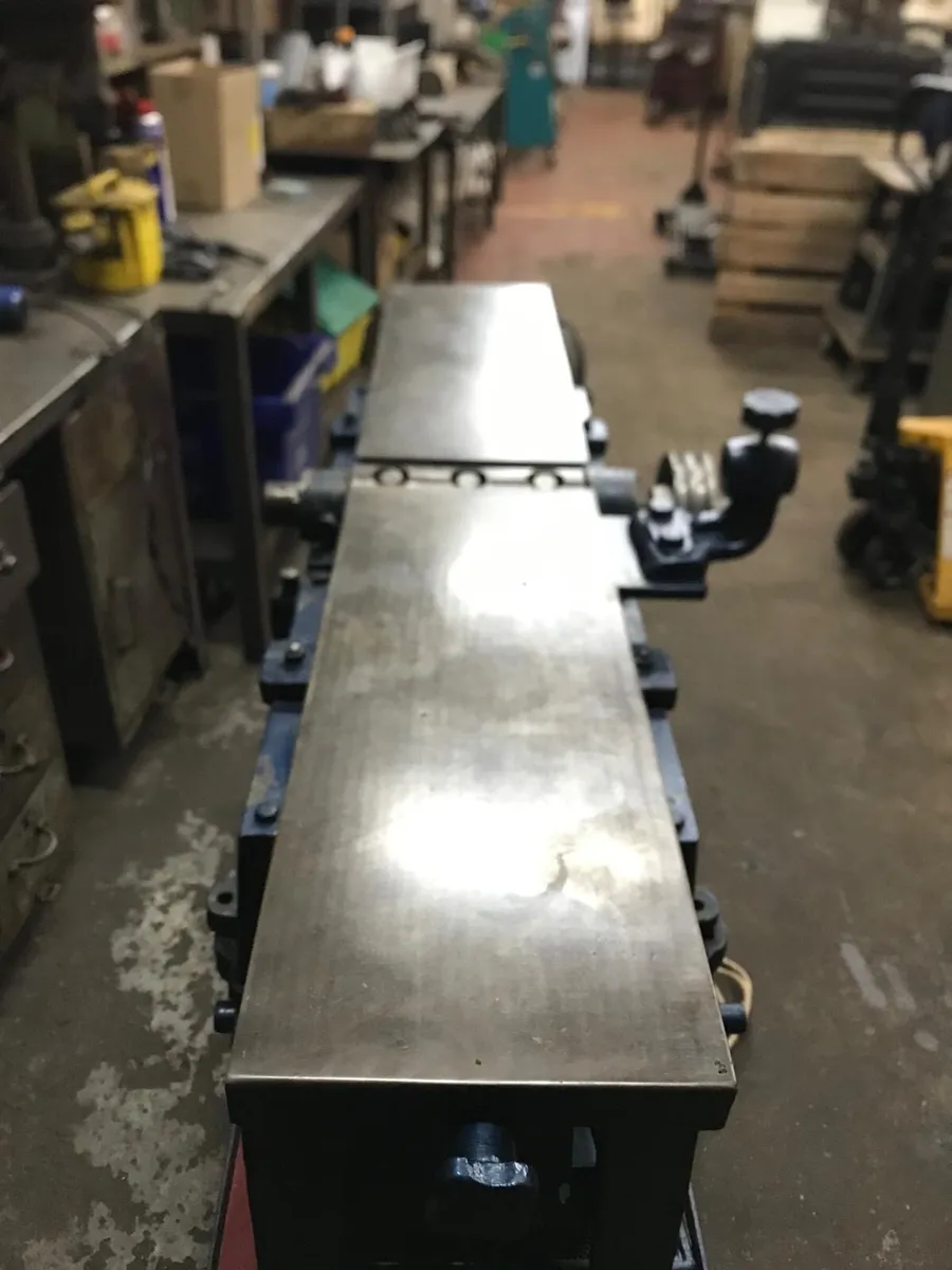 Single phase industrial  planer cast bed. 2HPl - Image 2