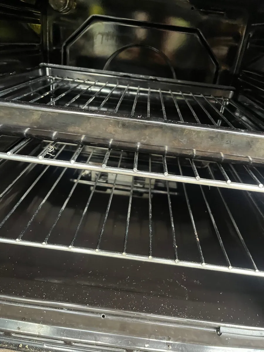 Gas cooker - Image 2