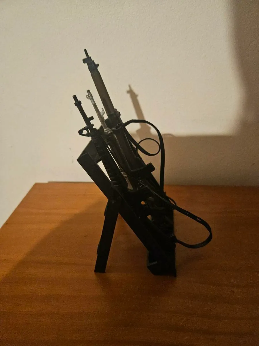 Vintage Action Man Rifle Rack - Image 3