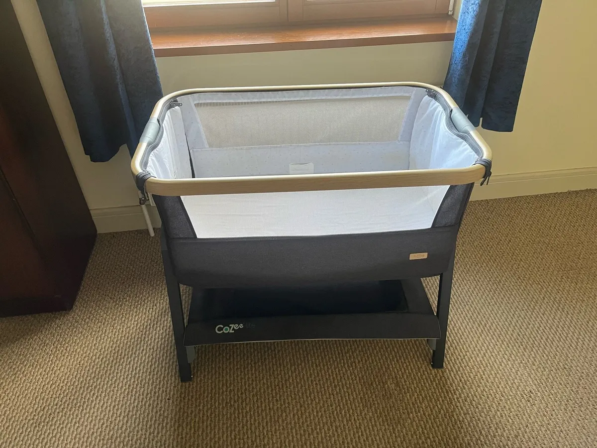 Tutti Cozee bedside cot - Image 3