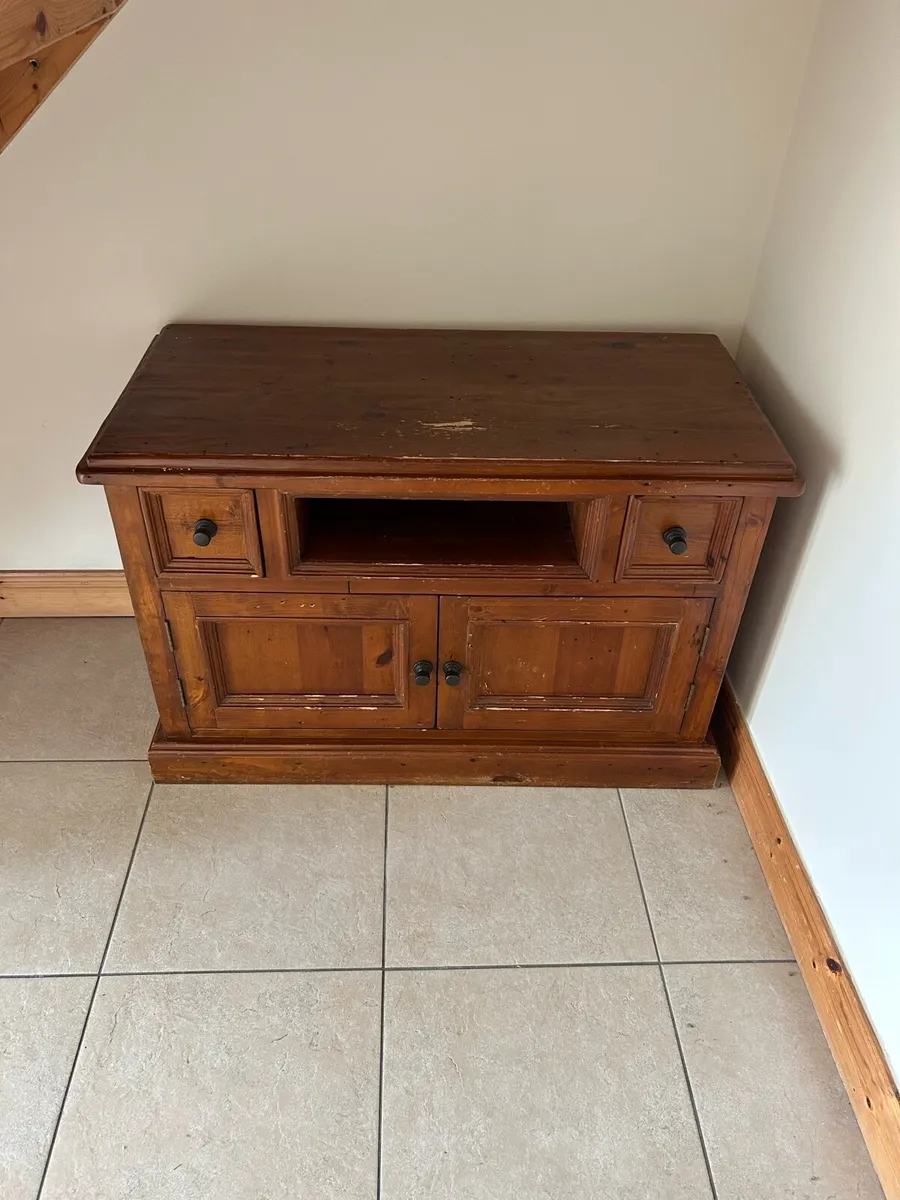 Television Stand - Image 1