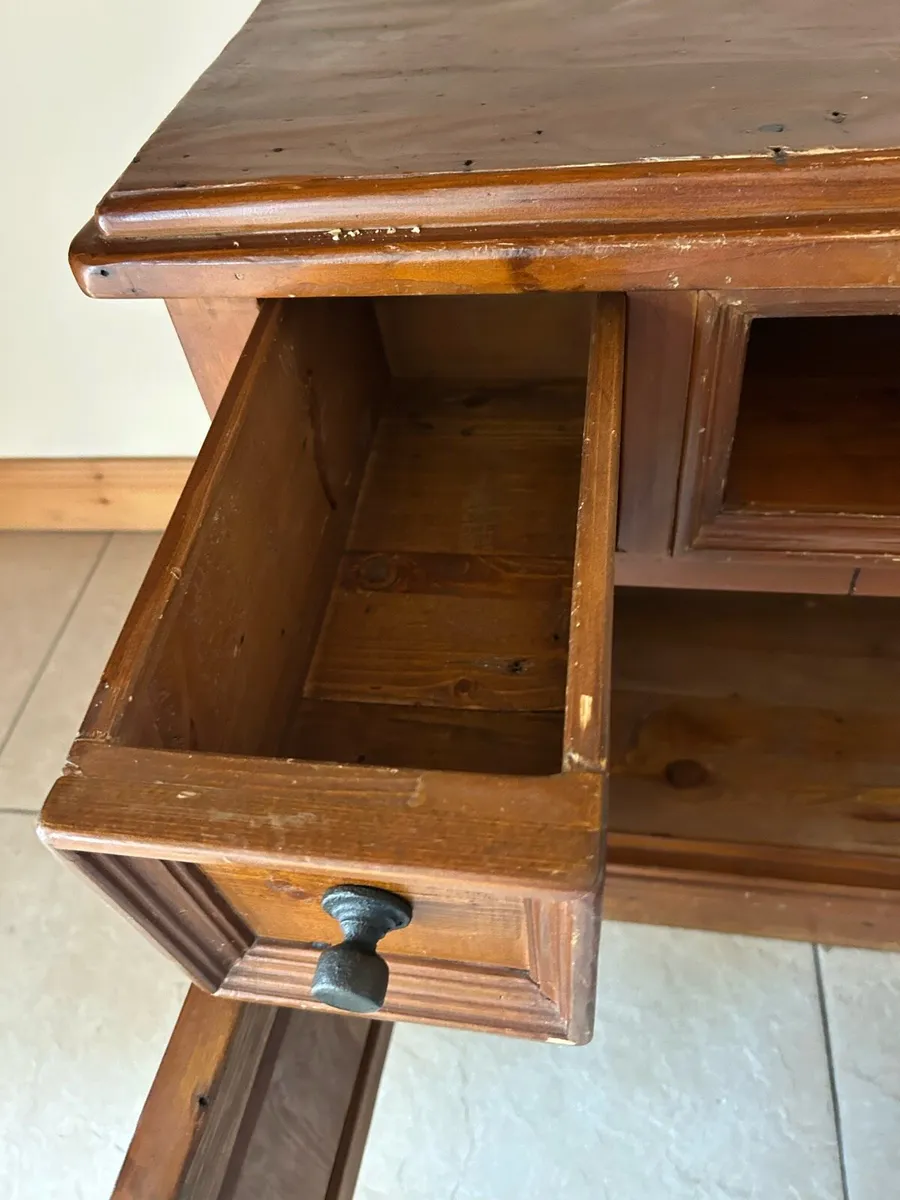 Television Stand - Image 4