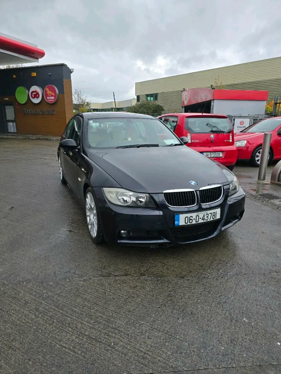 Bmw Homologation 320si - Image 2