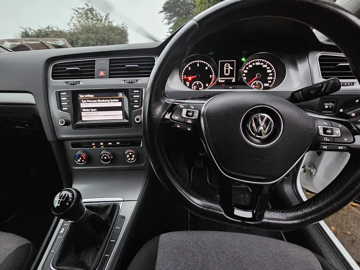 Volkswagen Golf 2014 1.6tdi €3650 no offers - Image 2