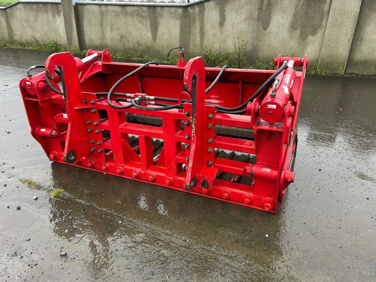 Redrock sheargrab - Image 3