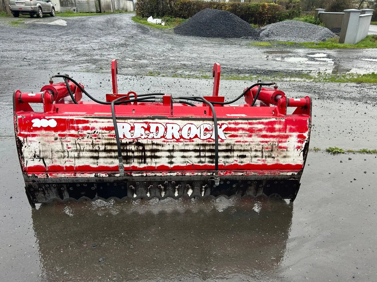 Redrock sheargrab - Image 1