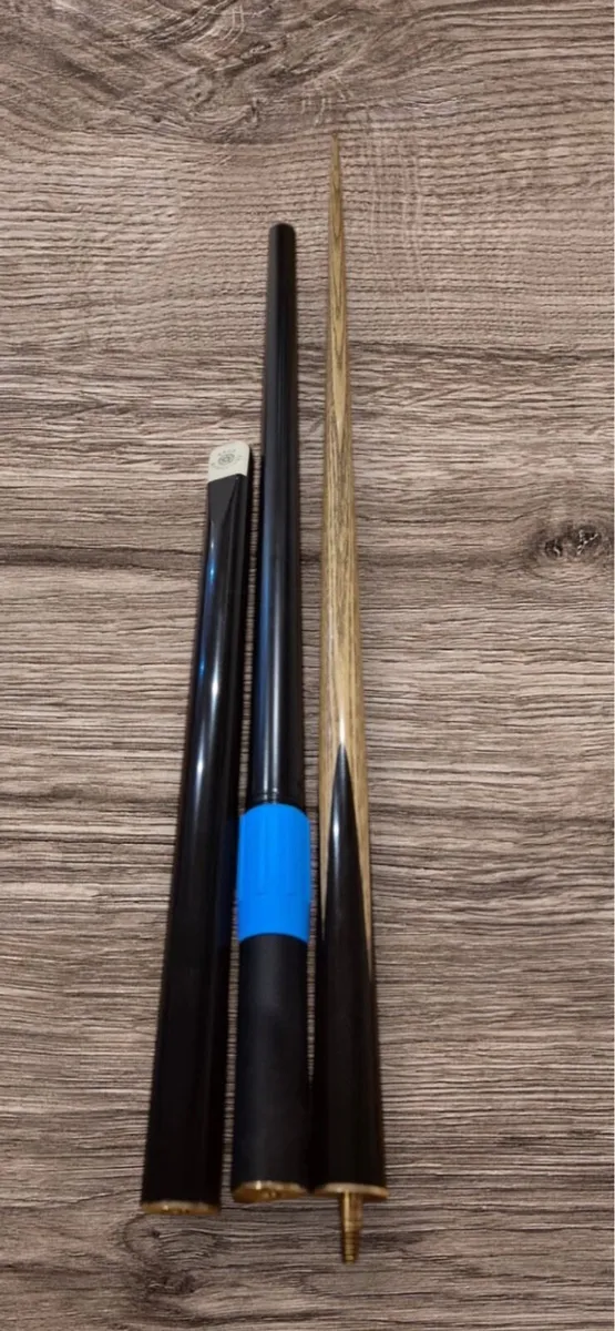 As New Condition Craftsman Cue - Image 1