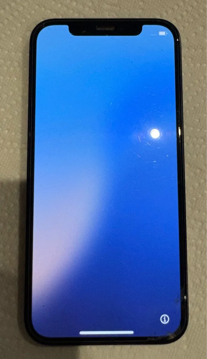 IPhone 12 - Image 3