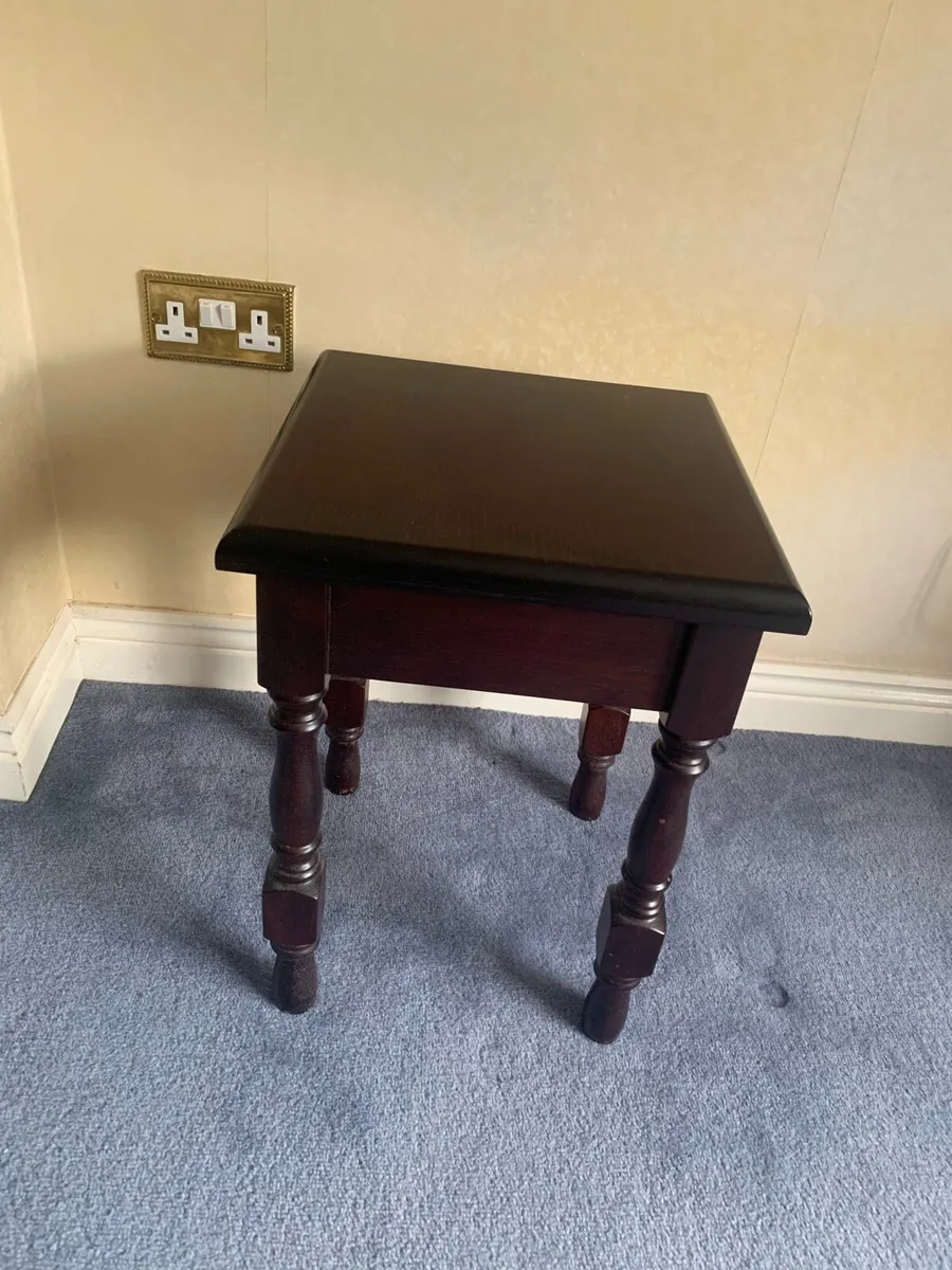 Lamp Table