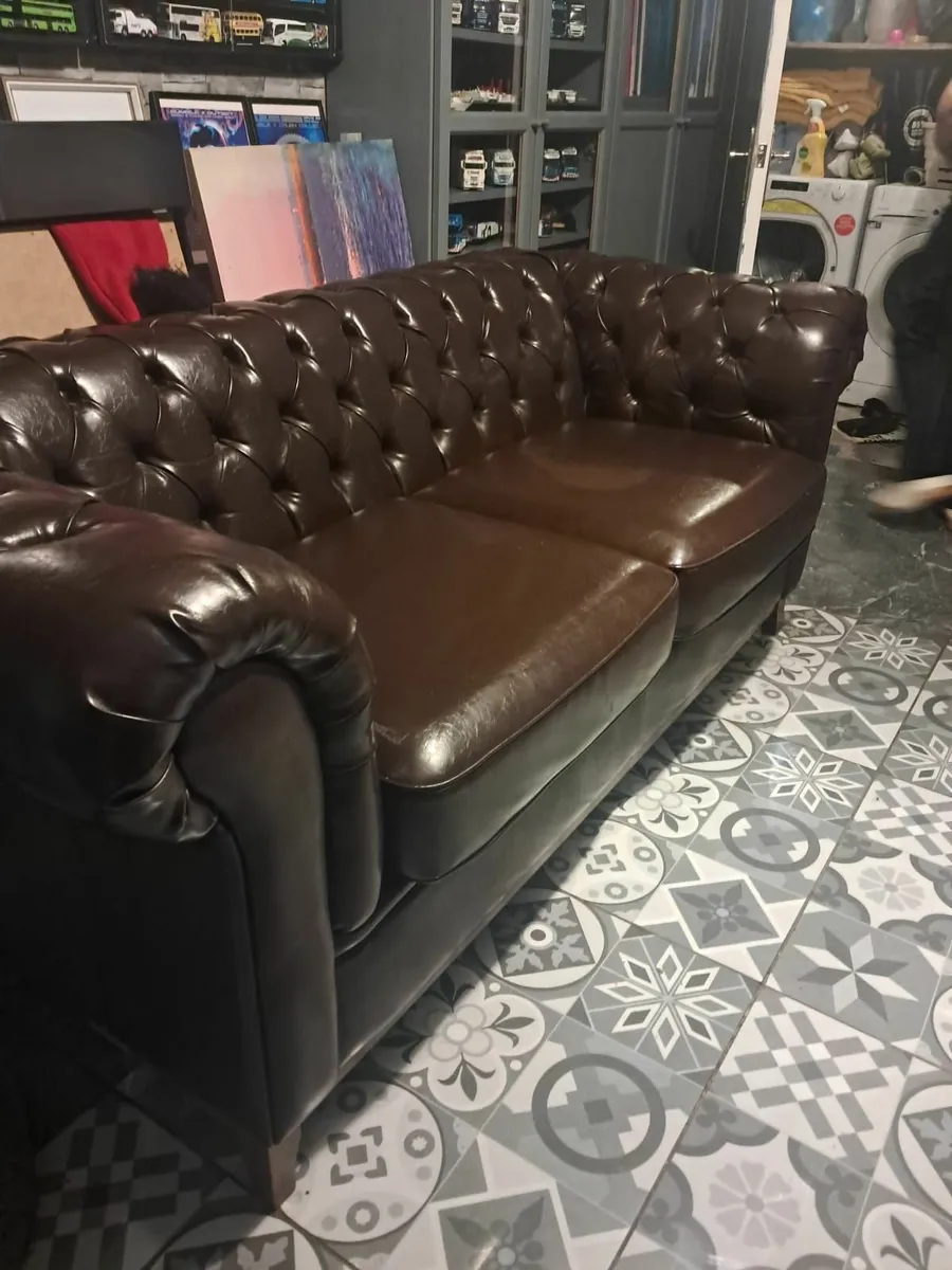 Sofa - Image 4