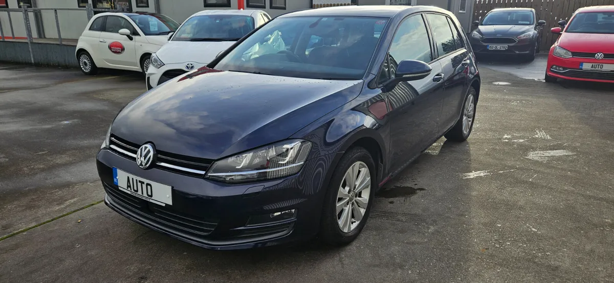 Volkswagen Golf auto 1.2 comfortline low kms - Image 3