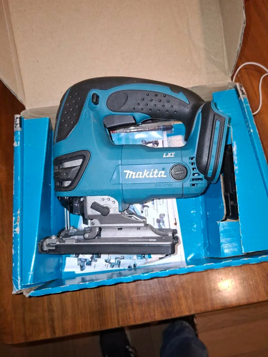 Makita DJV180Z 18V Li-Ion LXT Cordless Jigsaw - - Image 2