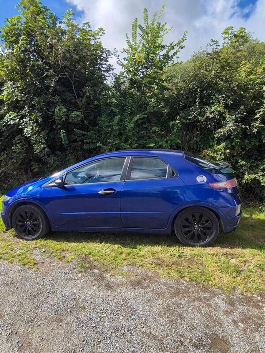 2010 Honda Civic - Image 1