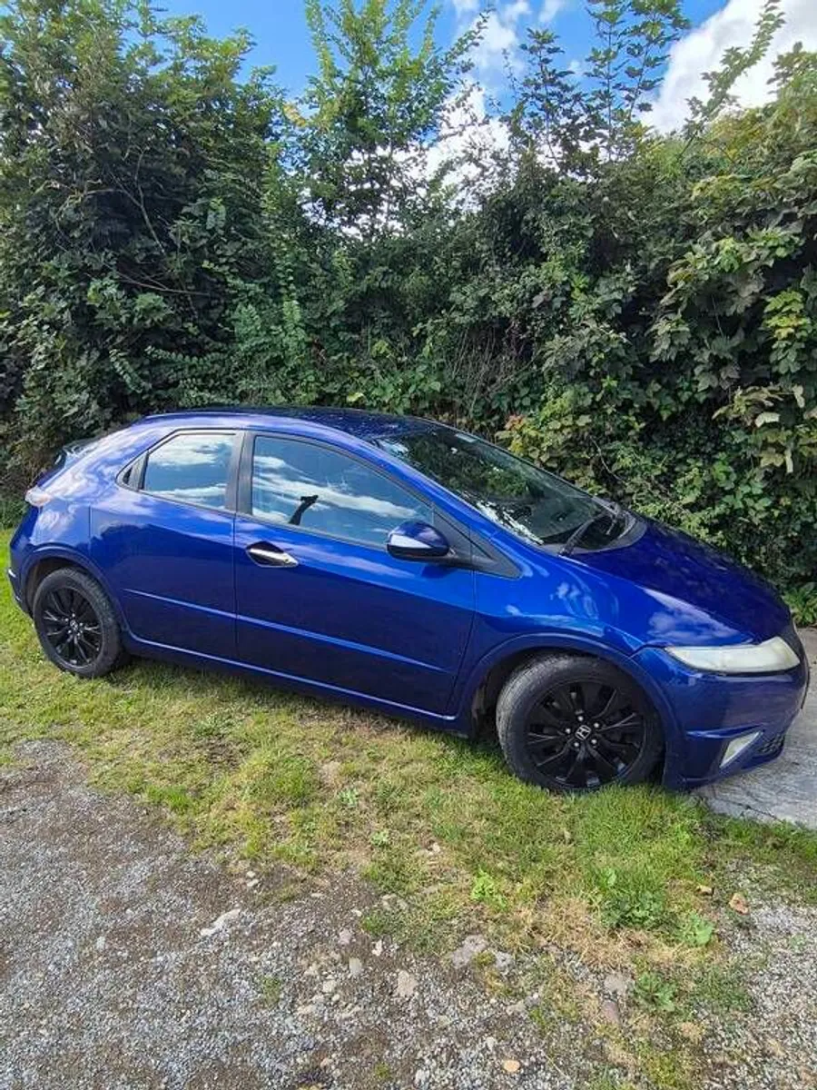 2010 Honda Civic - Image 4