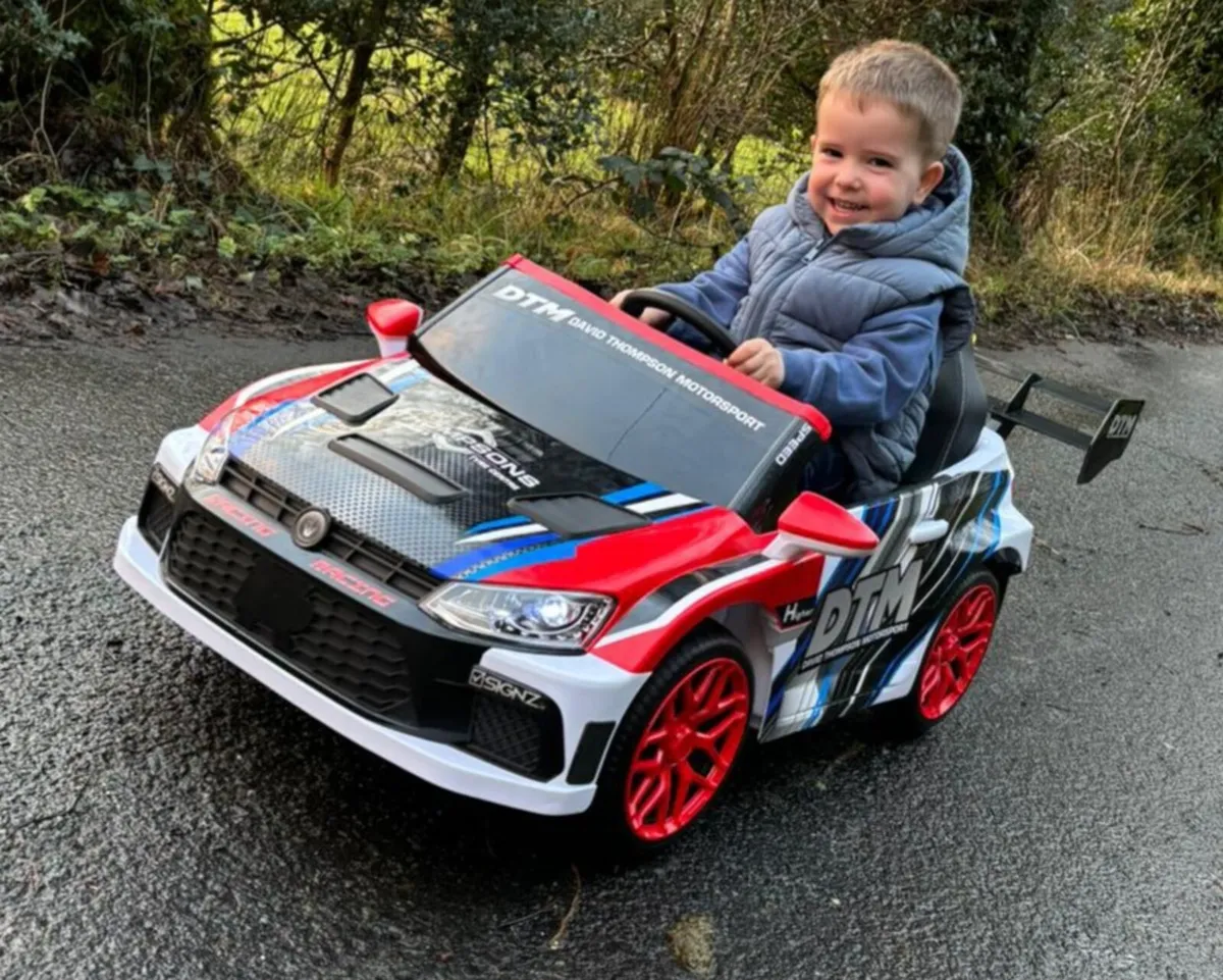 ⭐️ ⭐️ Kids R5 Rally Car ⭐️⭐️ - Image 1